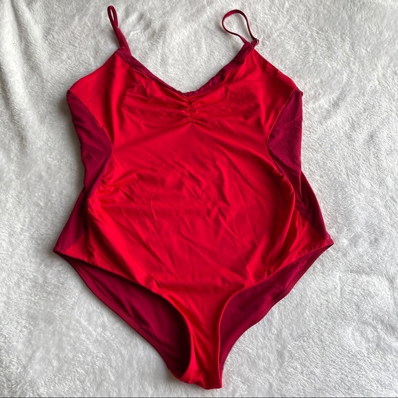 Hatch Other - Hatch Maternity two tone red one piece swimsuit Sz L (ж3)